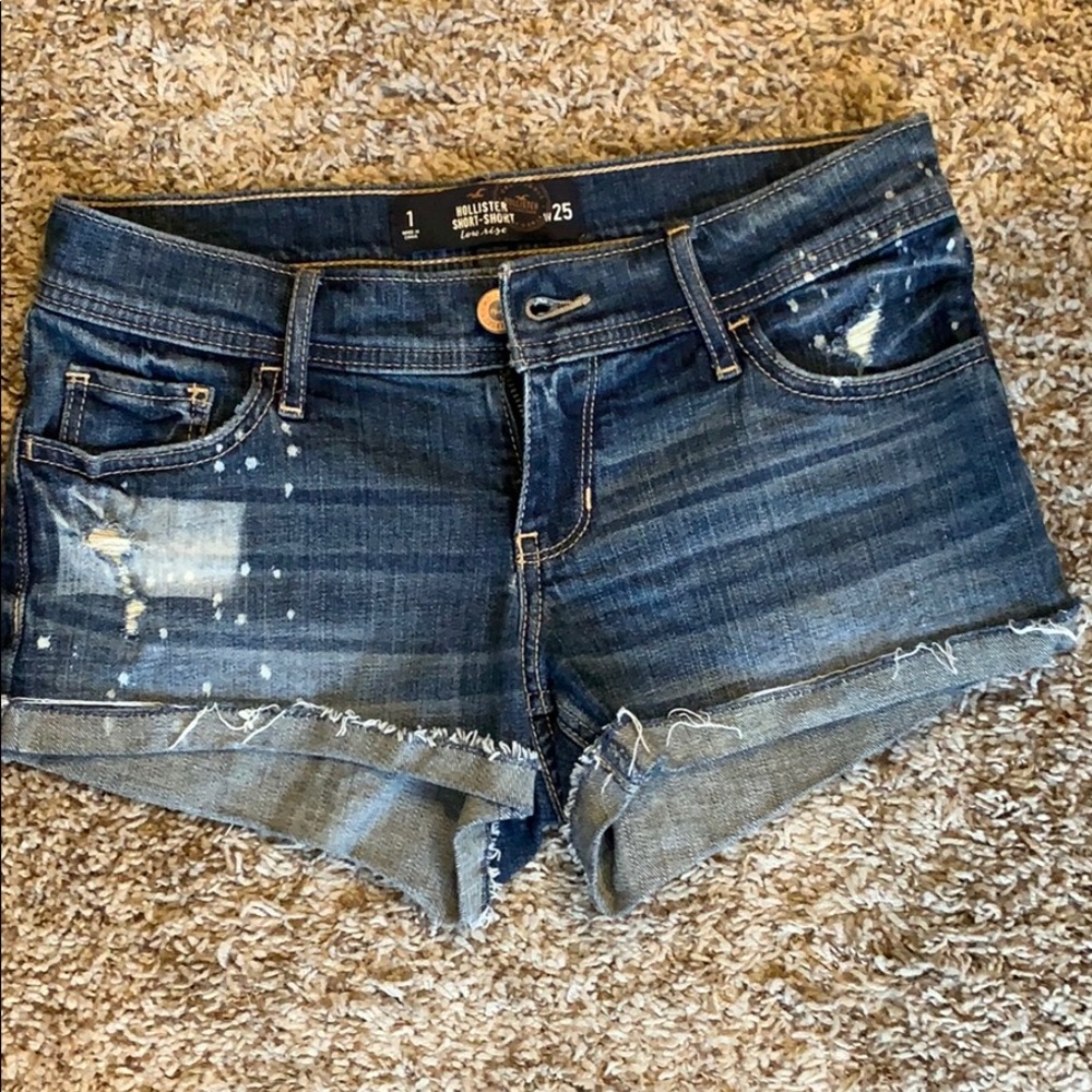 NWOT Hollister Jean shorts size 1